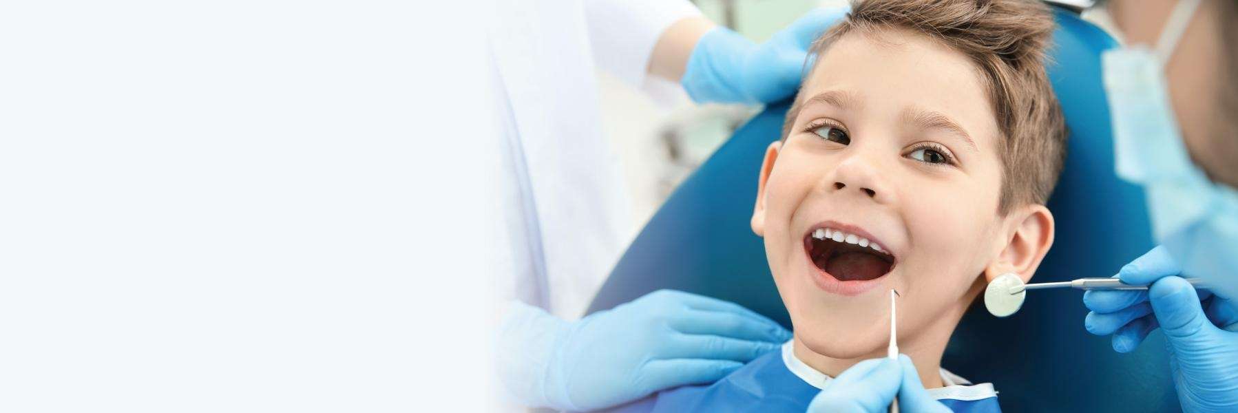 pediatric dentist spring branch | kid at dentist