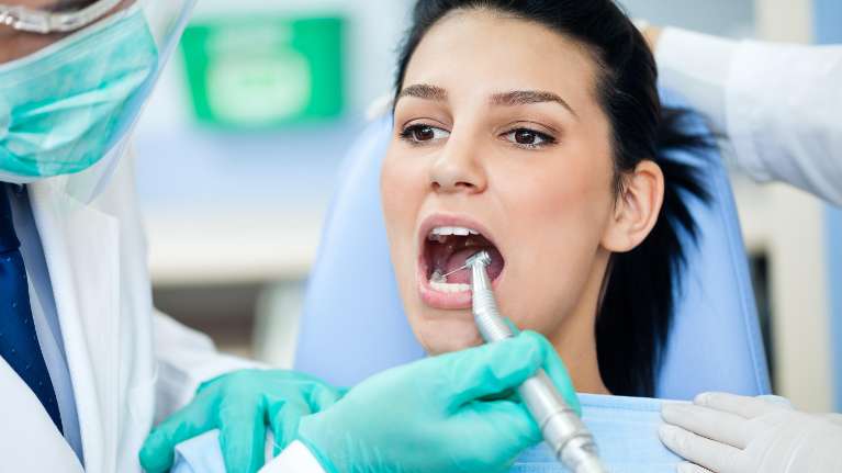 tooth extraction in Houston, TX